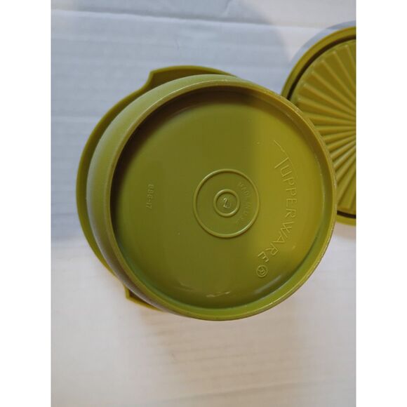 Tupperware Servalier Container Bowl w/ Lid 886-17 - Picture 3 of 8